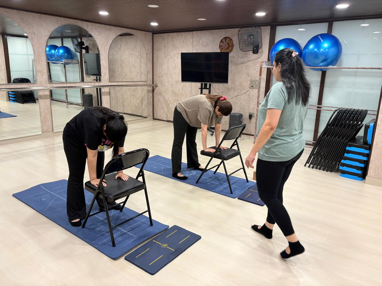 pregnancy yoga benefits