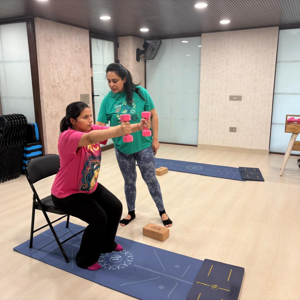 prenatal yoga classes session